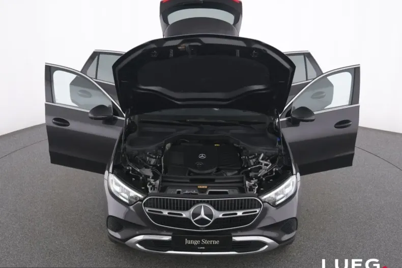 Mercedes-Benz GLC 200 (Clasa GLC) din 2023 cu 42.908 km - oferta MER214149 - foto 13