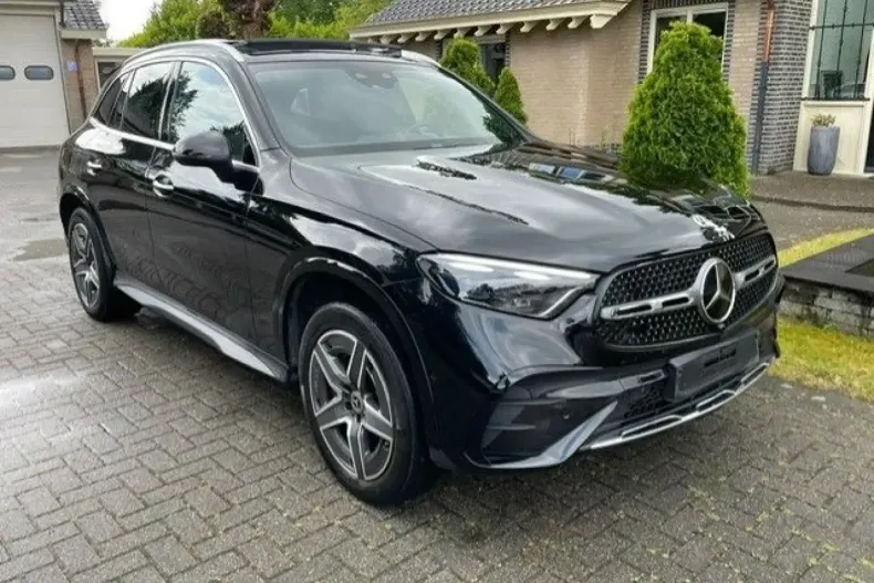 Mercedes-Benz GLC 300 (Clasa GLC) din 2023 cu 78.079 km - oferta MER214162 - foto 4