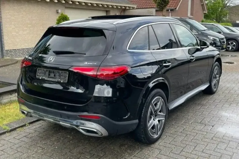 Mercedes-Benz GLC 300 (Clasa GLC) din 2023 cu 78.079 km - oferta MER214162 - foto 6