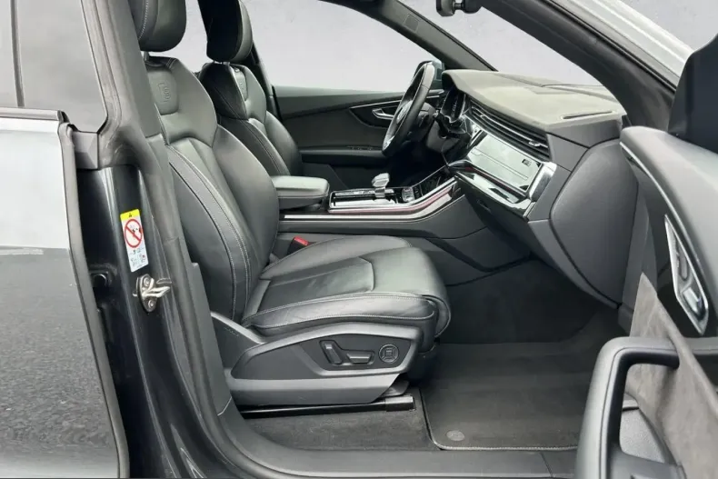 Audi SQ8 din 2021 cu 89.990 km - oferta AUD214165 - foto 25
