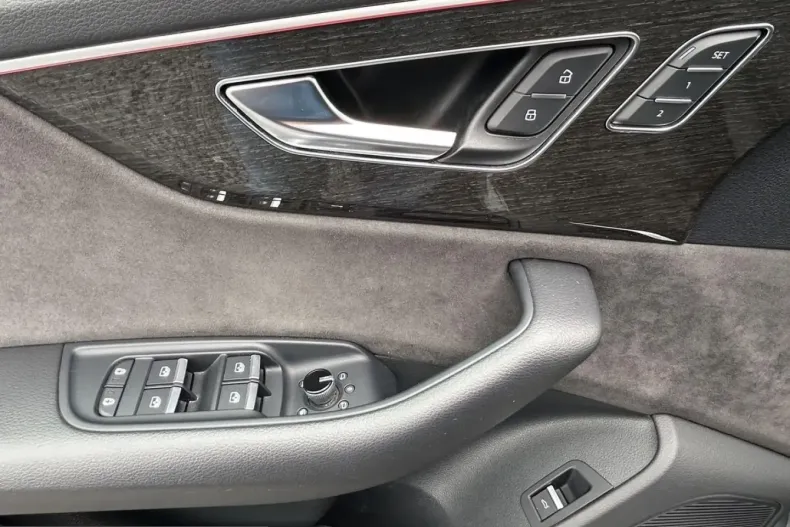 Audi SQ8 din 2021 cu 89.990 km - oferta AUD214165 - foto 28