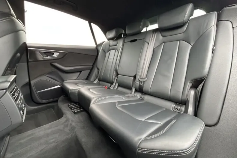 Audi SQ8 din 2021 cu 89.990 km - oferta AUD214165 - foto 32