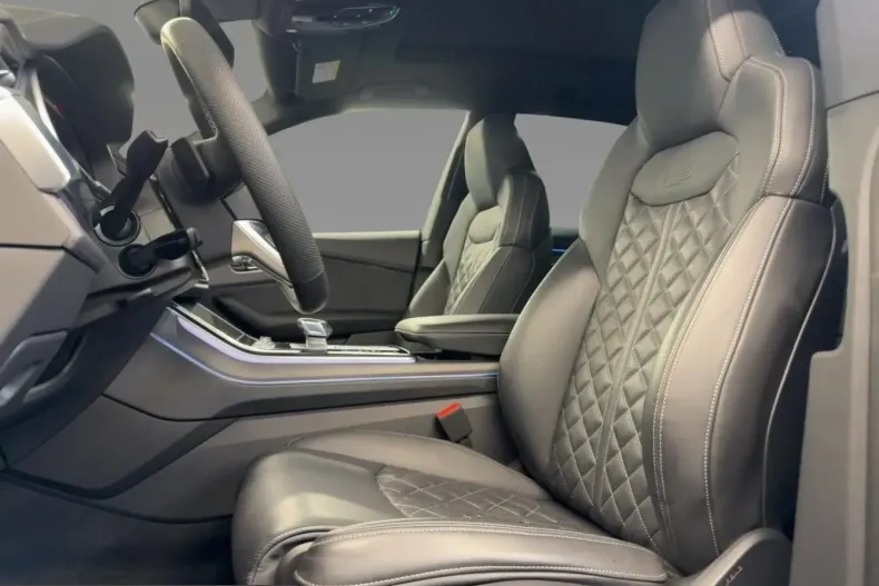 Audi Q8 din 2025 cu 27.967 km - oferta AUD214167 - foto 9