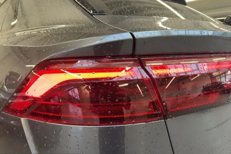 Audi Q8 din 2025 cu 27.967 km - oferta AUD214167 - foto 18