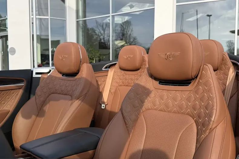 Bentley Continental GTC din 2023 cu 47.330 km - oferta BEN214168 - foto 14