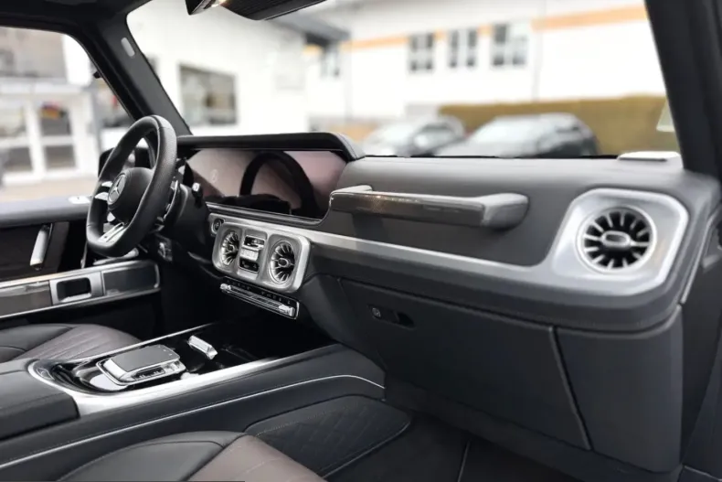 Mercedes-Benz G 63 AMG (Clasa G) din 2025 cu 4.418 km - oferta MER214171 - foto 20