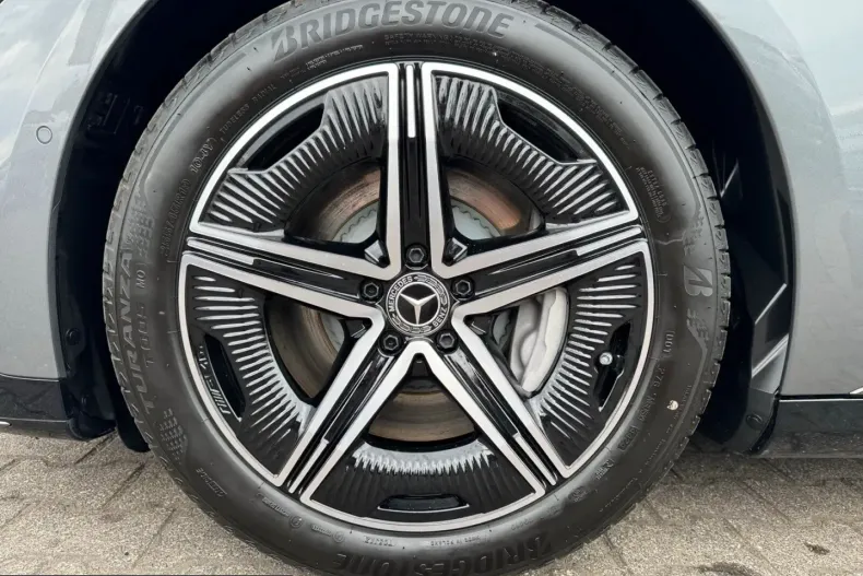 Mercedes-Benz EQE din 2025 cu 7.690 km - oferta MER214185 - foto 20