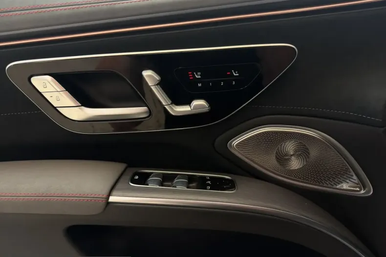 Mercedes-Benz EQS din 2025 cu 10.022 km - oferta MER214197 - foto 6