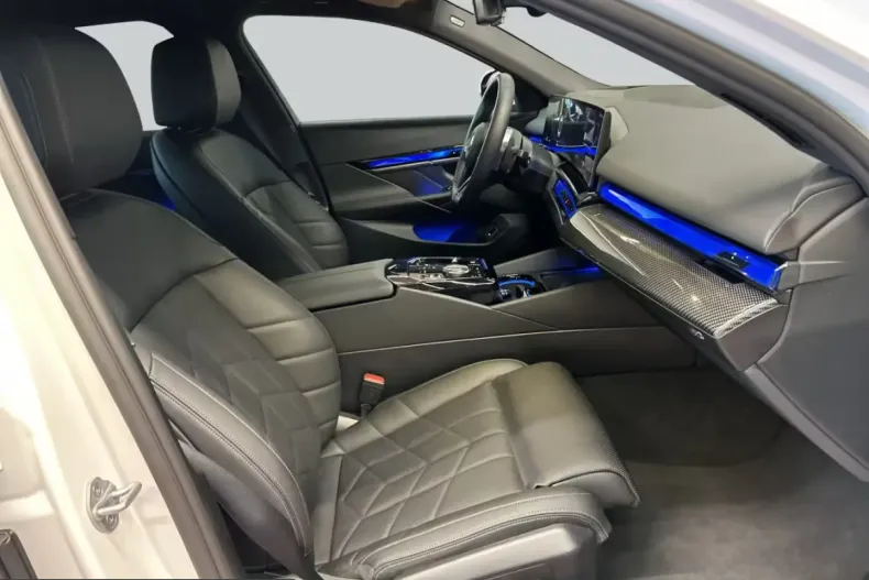 BMW 520 (Seria 5) din 2025 cu 28.000 km - oferta BMW214199 - foto 8