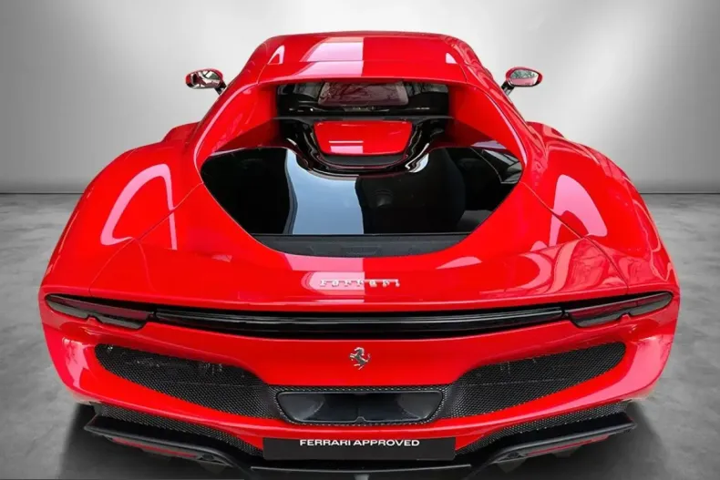 Ferrari 296 GTB din 2023 cu 2.100 km - oferta FER214201 - foto 9