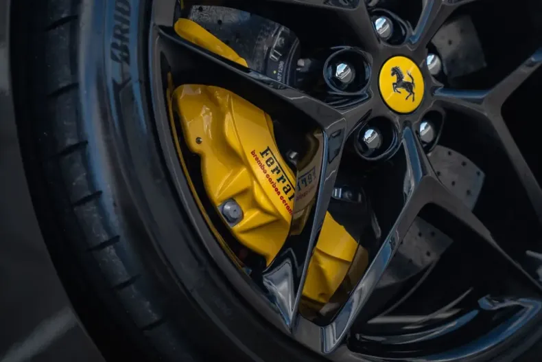 Ferrari Roma din 2024 cu 6.490 km - oferta FER214208 - foto 10