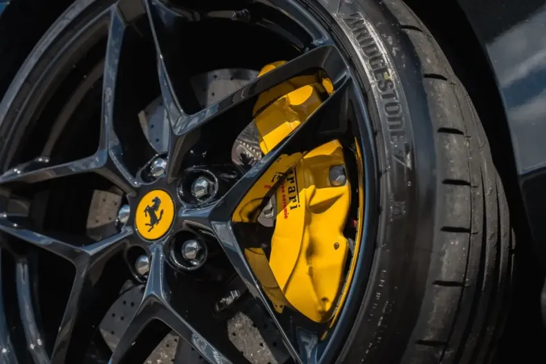 Ferrari Roma din 2024 cu 6.490 km - oferta FER214208 - foto 17
