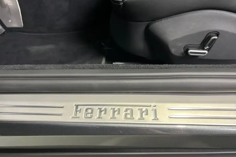 Ferrari Roma din 2024 cu 5.560 km - oferta FER214210 - foto 19