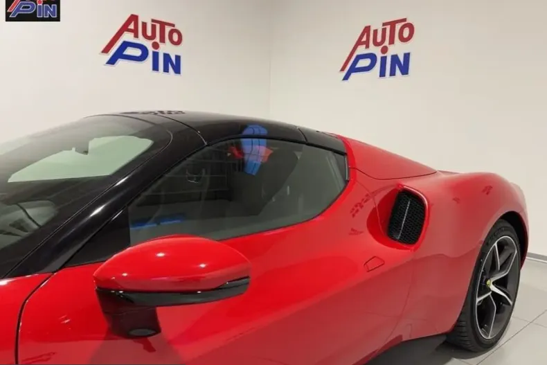 Ferrari LaFerrari din 2025 cu 4.300 km - oferta FER214213 - foto 7