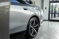 BMW 520 (Seria 5) din 2025 cu 9.000 km - oferta BMW214215 - foto 12