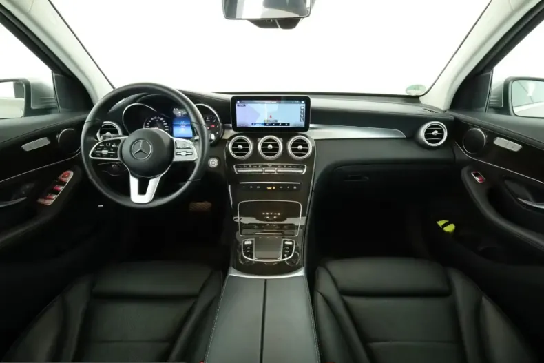 Mercedes-Benz GLC 300 (Clasa GLC) din 2021 cu 79.398 km - oferta MER214216 - foto 18