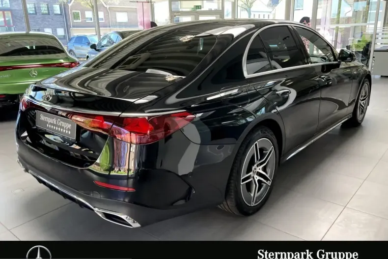 Mercedes-Benz E 300 (Clasa E) din 2024 cu 25.086 km - oferta MER214227 - foto 4