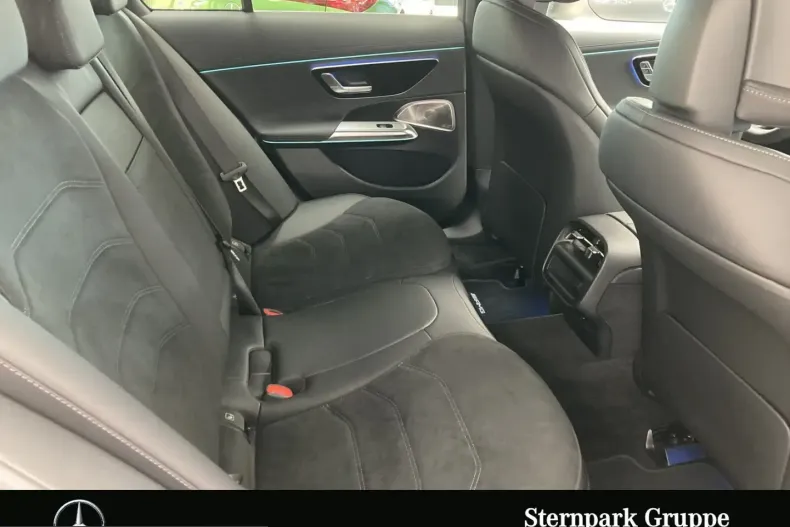 Mercedes-Benz E 300 (Clasa E) din 2024 cu 25.086 km - oferta MER214227 - foto 6
