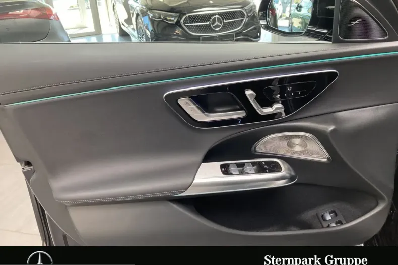 Mercedes-Benz E 300 (Clasa E) din 2024 cu 25.086 km - oferta MER214227 - foto 12
