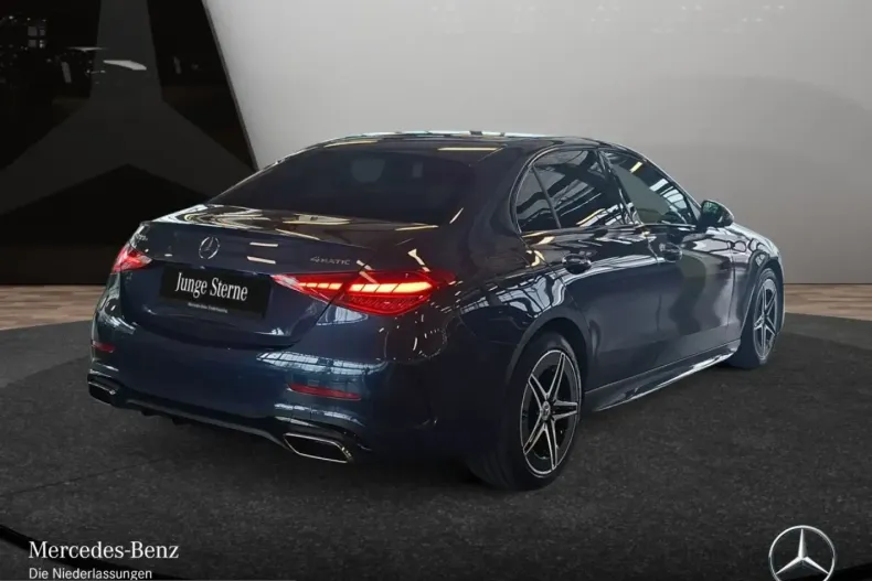 Mercedes-Benz C 400 (Clasa C) din 2024 cu 29.683 km - oferta MER214231 - foto 5