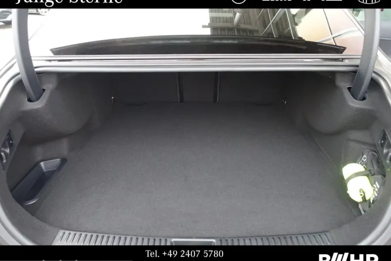 Mercedes-Benz E 300 (Clasa E) din 2025 cu 22.900 km - oferta MER214247 - foto 10
