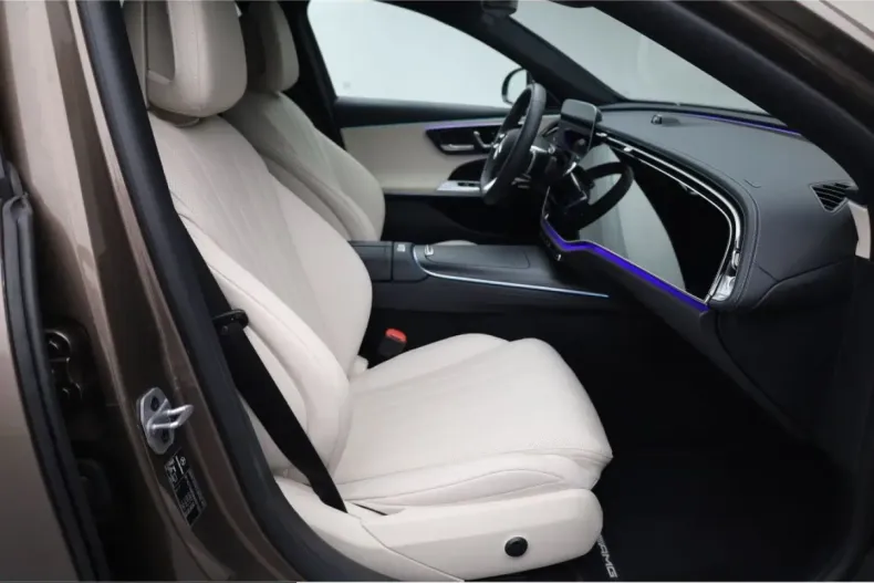 Mercedes-Benz E 200 (Clasa E) din 2024 cu 8.913 km - oferta MER214250 - foto 16