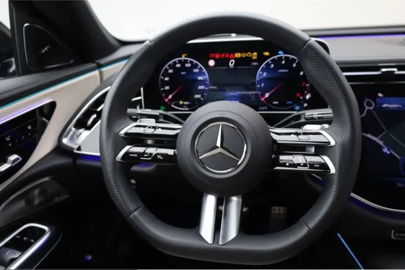 Mercedes-Benz E 200 (Clasa E) din 2024 cu 8.913 km - oferta MER214250 - foto 22