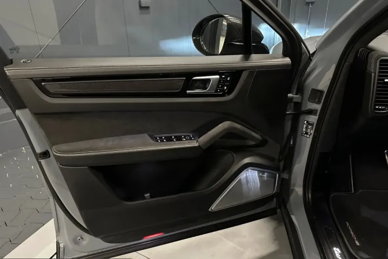 Porsche Cayenne din 2021 cu 45.000 km - oferta POR214253 - foto 15