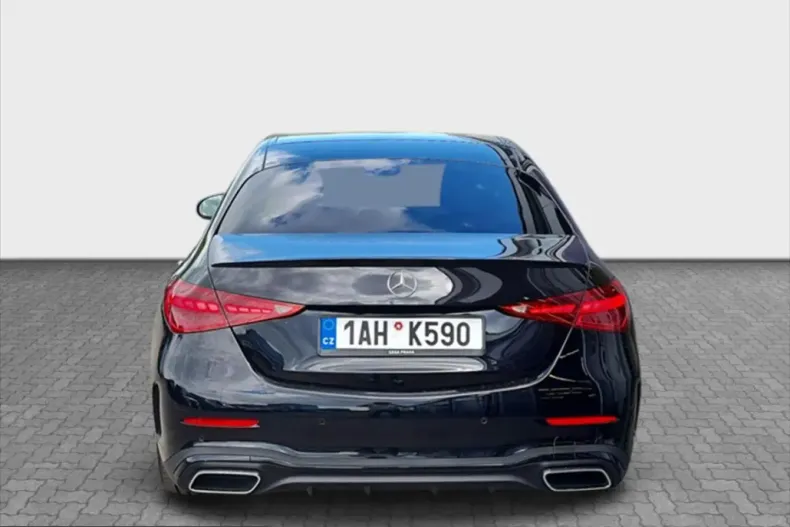 Mercedes-Benz C 300 (Clasa C) din 2024 cu 13.000 km - oferta MER214255 - foto 4