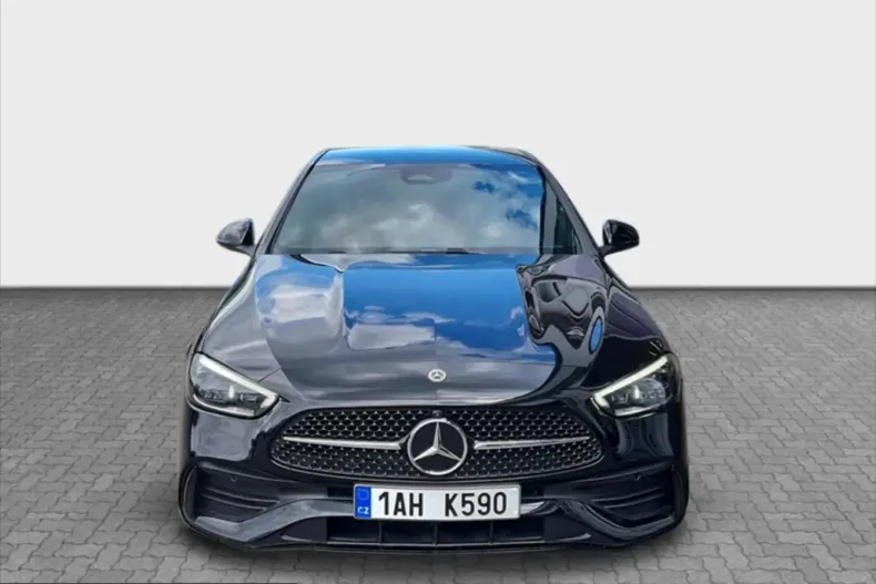 Mercedes-Benz C 300 (Clasa C) din 2024 cu 13.000 km - oferta MER214255 - foto 8