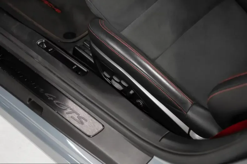 Porsche 992 din 2024 cu 23.600 km - oferta POR214260 - foto 11