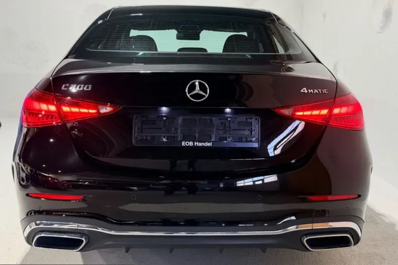 Mercedes-Benz C 200 (Clasa C) din 2023 cu 21.000 km - oferta MER214261 - foto 9