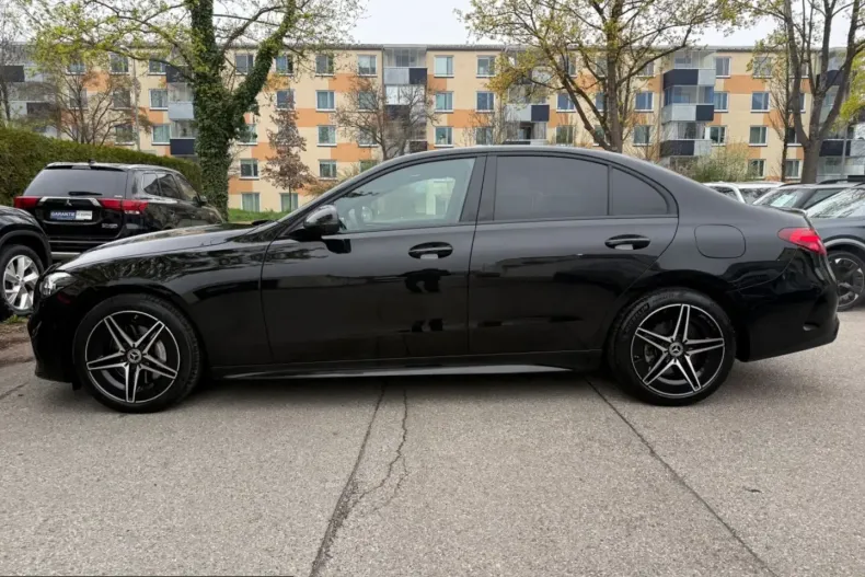 Mercedes-Benz C 400 (Clasa C) din 2024 cu 47.845 km - oferta MER214263 - foto 2