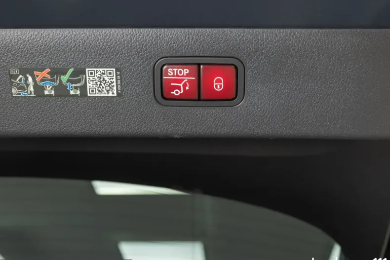 Mercedes-Benz EQS din 2024 cu 17.921 km - oferta MER214266 - foto 9