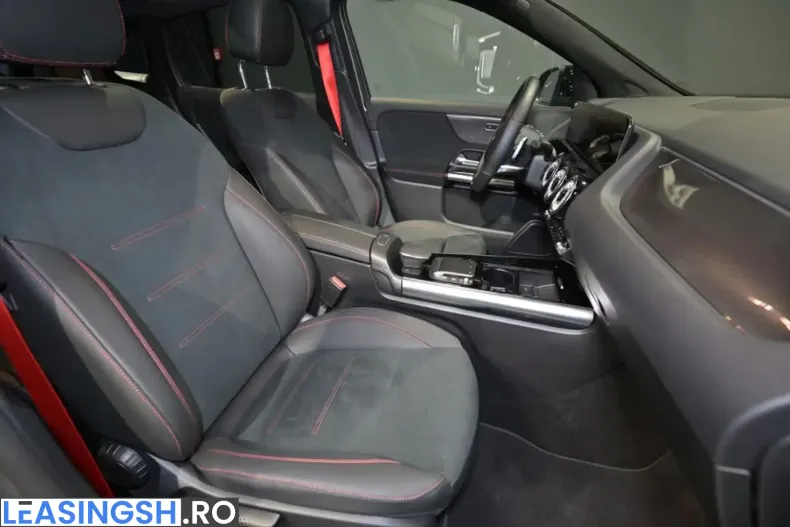 Mercedes-Benz GLA 35 AMG (Clasa GLA) din 2023 cu 4.500 km - oferta MER214269 - foto 8