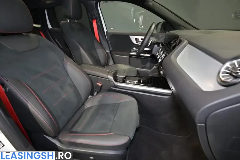 Mercedes-Benz GLA 35 AMG (Clasa GLA) din 2023 cu 4.050 km - oferta MER214273 - foto 16