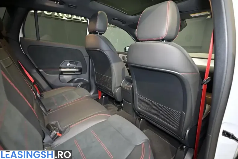 Mercedes-Benz GLA 35 AMG (Clasa GLA) din 2023 cu 4.050 km - oferta MER214273 - foto 21
