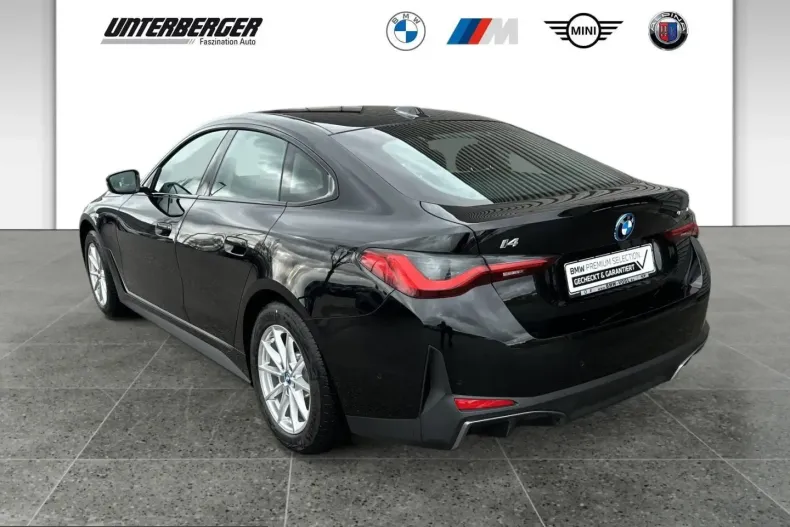 BMW i4 (Seria 4) din 2023 cu 52.702 km - oferta BMW214275 - foto 4