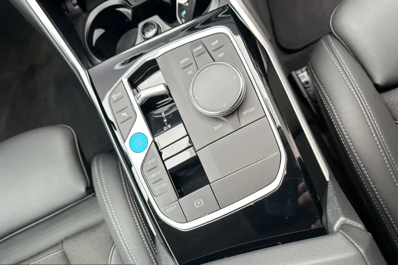BMW i4 (Seria 4) din 2023 cu 52.702 km - oferta BMW214275 - foto 14
