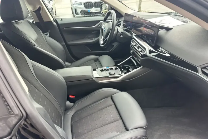 BMW i4 (Seria 4) din 2023 cu 52.702 km - oferta BMW214275 - foto 15