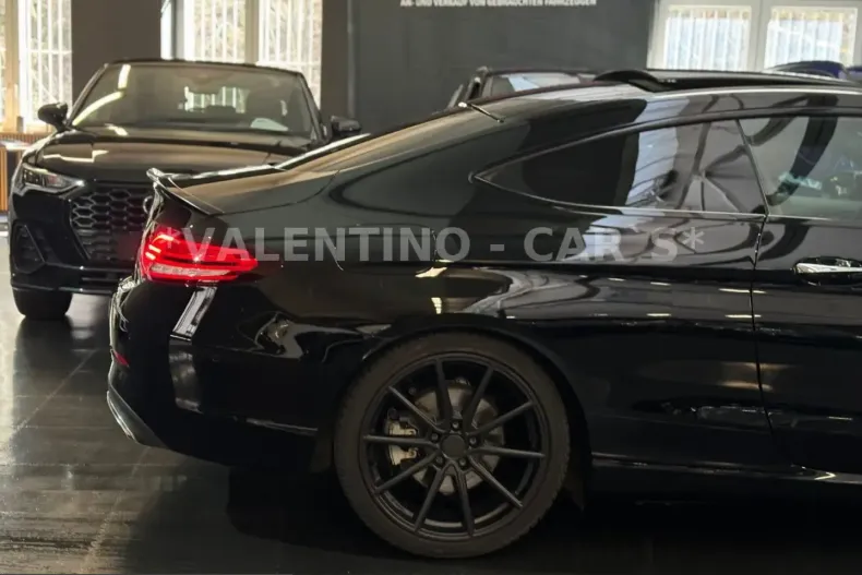 Mercedes-Benz C 300 (Clasa C) din 2023 cu 44.648 km - oferta MER214277 - foto 29