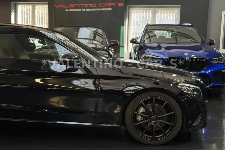 Mercedes-Benz C 300 (Clasa C) din 2023 cu 44.648 km - oferta MER214277 - foto 30