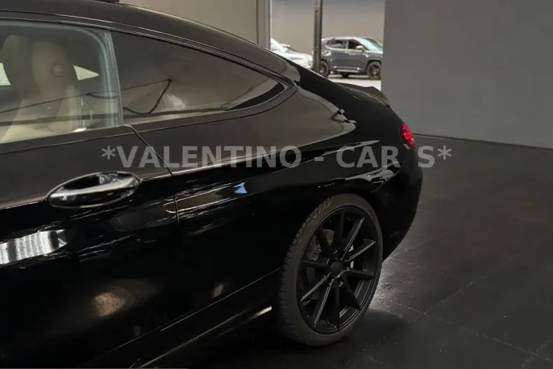 Mercedes-Benz C 300 (Clasa C) din 2023 cu 44.648 km - oferta MER214277 - foto 40