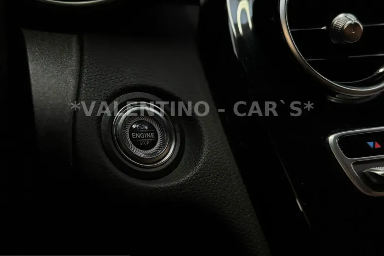 Mercedes-Benz C 300 (Clasa C) din 2023 cu 44.648 km - oferta MER214277 - foto 47