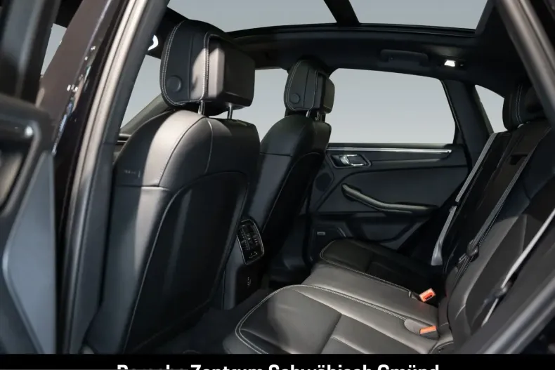 Porsche Macan din 2024 cu 19.703 km - oferta POR214278 - foto 7
