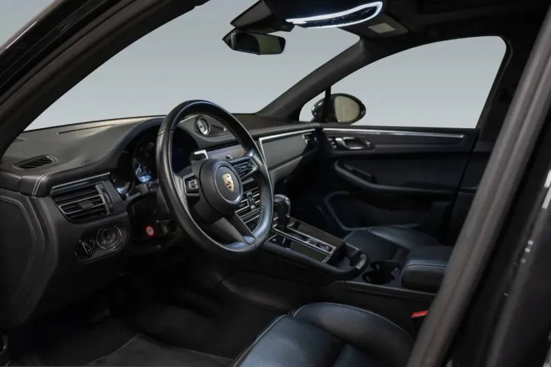 Porsche Macan din 2023 cu 37.100 km - oferta POR214280 - foto 4
