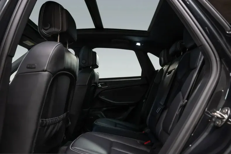 Porsche Macan din 2023 cu 37.100 km - oferta POR214280 - foto 17