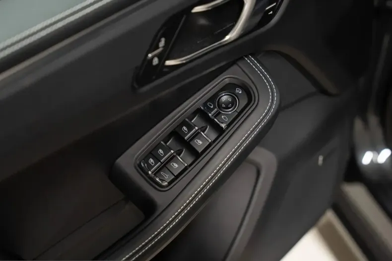 Porsche Macan din 2023 cu 37.100 km - oferta POR214280 - foto 20
