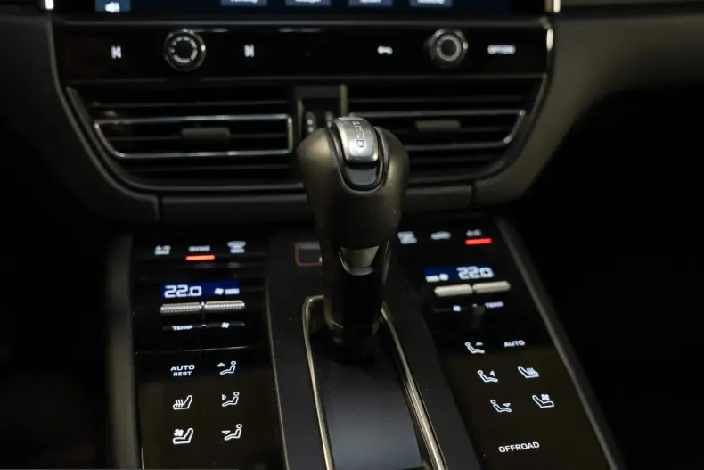 Porsche Macan din 2023 cu 37.100 km - oferta POR214280 - foto 22