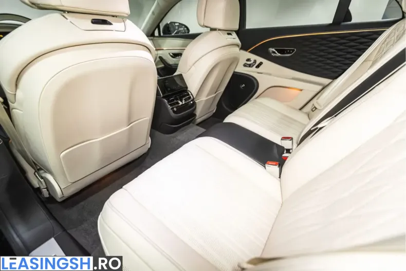Bentley Azure din 2024 cu 17.750 km - oferta BEN214283 - foto 24